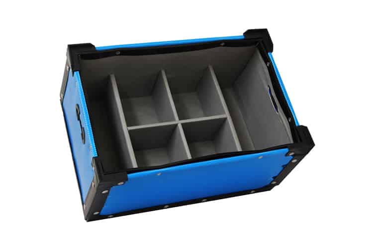 beneficios-al-usar-cajas-retornables-para-empaques-industriales